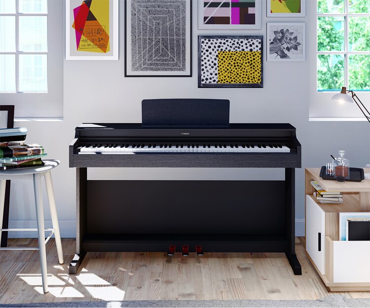 piano yamaha arius