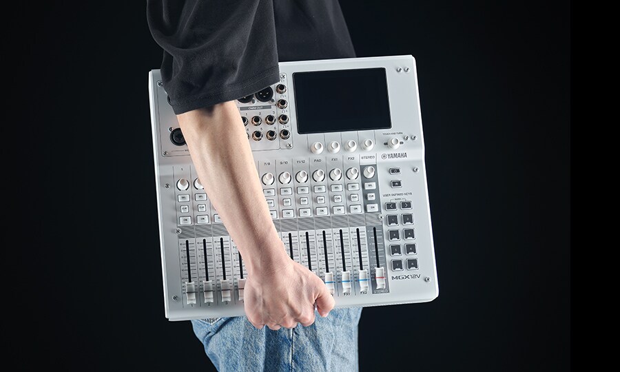 Yamaha MGX12: Überall dabei
