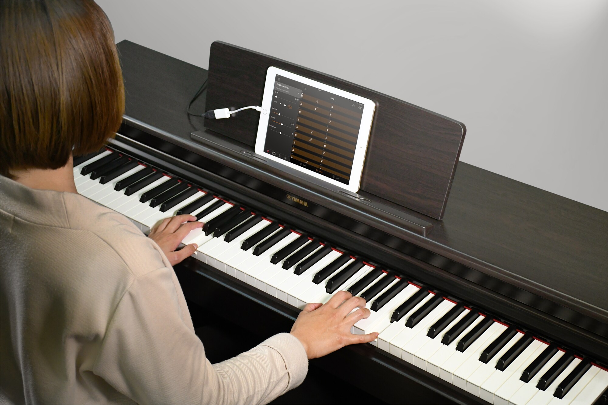 piano yamaha arius